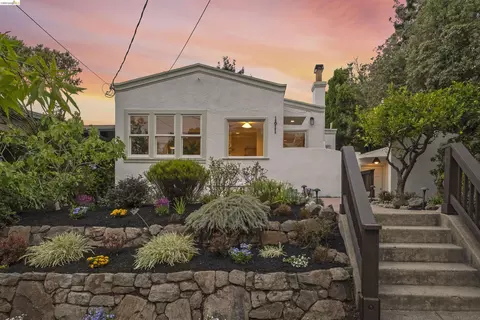 1611 Rose St, Berkeley, CA 94703