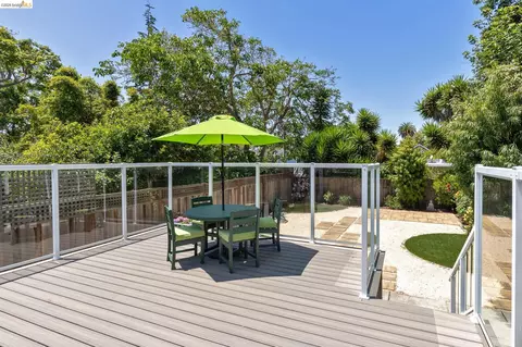 2214 Curtis St, Berkeley, CA 94702 photo 14