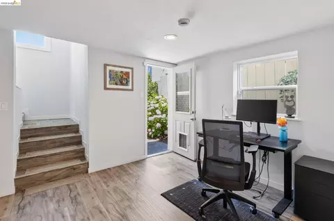 2214 Curtis St, Berkeley, CA 94702 photo 13