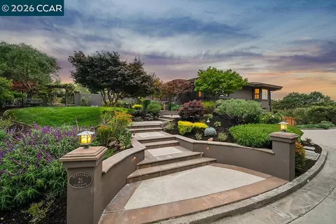 21 Nemea Ln, Lafayette, CA 94549