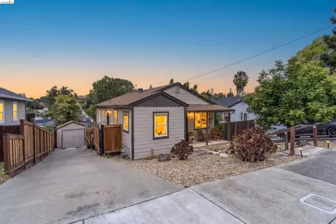 2001 Boynton Ave, Martinez, CA 94553