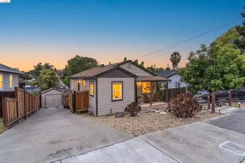 2001 Boynton Ave, Martinez, CA 94553 photo 1
