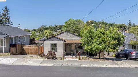 Exterior - 2001 Boynton Ave, Martinez, CA 94553 photo 3 of 12