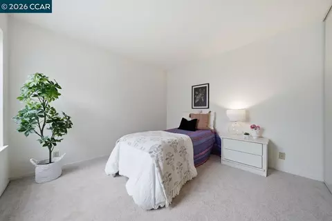 Bedroom - 801 Timbercove St #4, Vallejo, CA 94591 photo 4 of 4
