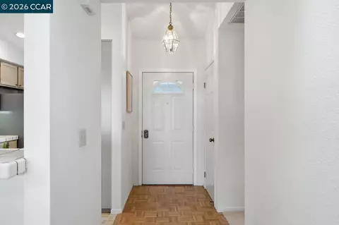 Entry Way - 801 Timbercove St #4, Vallejo, CA 94591 photo 2 of 4