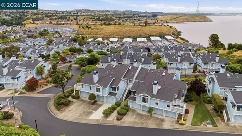 View/Area - 801 Timbercove St #4, Vallejo, CA 94591 photo 6 of 13