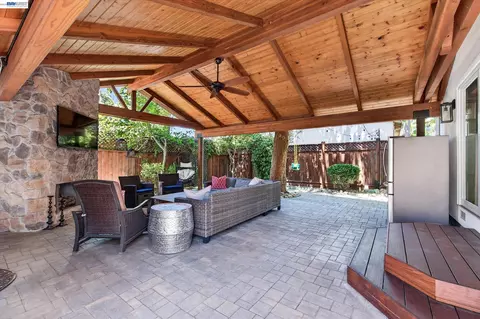 Exterior - 4687 Second St, Pleasanton, CA 94566 photo 2 of 2