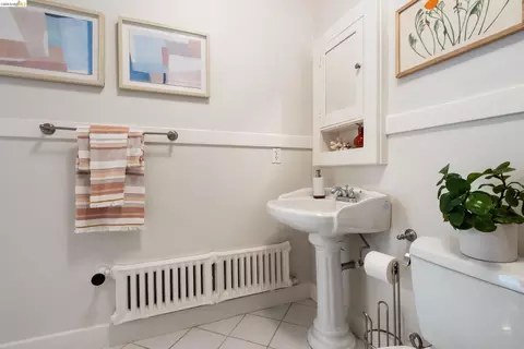 2525 Ashby Ave #2, Berkeley, CA 94705 photo 13