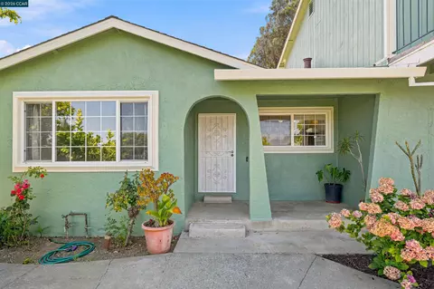 Exterior - 306 Winchester St, Vallejo, CA 94590 photo 3 of 22