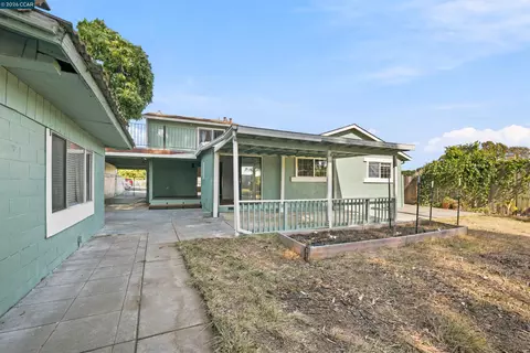 Exterior - 306 Winchester St, Vallejo, CA 94590 photo 19 of 22
