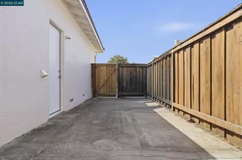 1748 Elmhurst Ln, Concord, CA 94521 photo 43