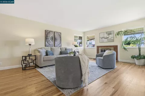 1748 Elmhurst Ln, Concord, CA 94521 photo 4