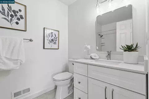 1748 Elmhurst Ln, Concord, CA 94521 photo 23