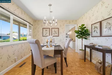 1748 Elmhurst Ln, Concord, CA 94521 photo 8
