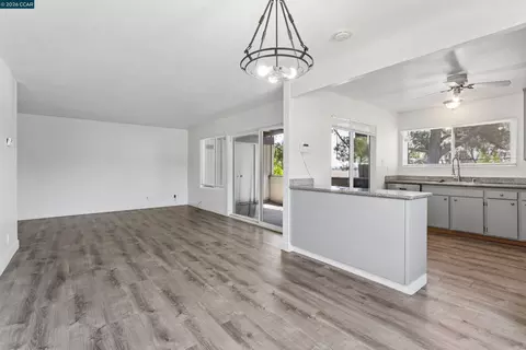 355 Parkview Ter #7, Vallejo, CA 94589 photo 1