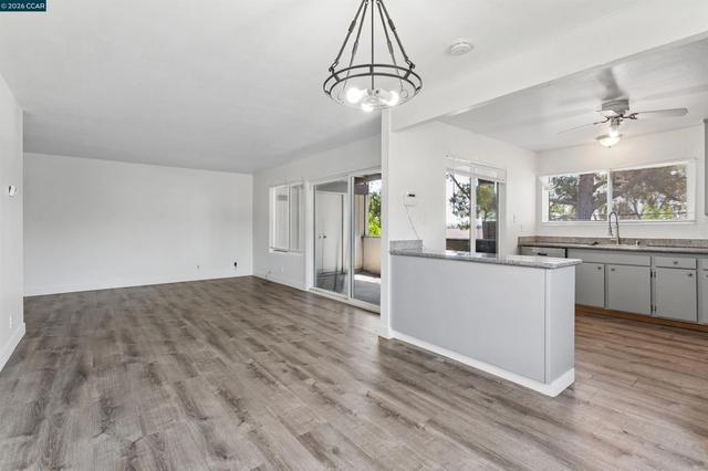 355 Parkview Ter #7, Vallejo, CA 94589