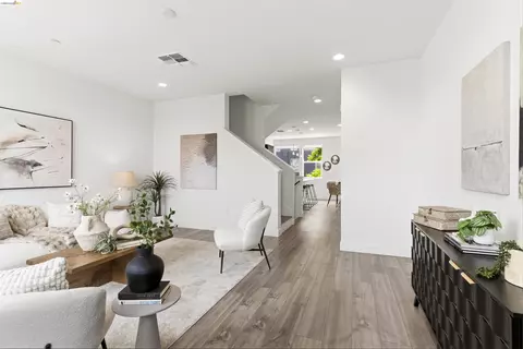 Living - 1355 Pullman Way, Oakland, CA 94607 photo 3 of 5