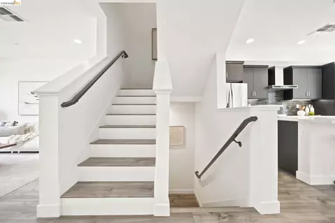 Entry Way - 1355 Pullman Way, Oakland, CA 94607 photo 1 of 5