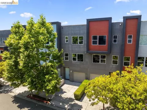 Exterior - 1355 Pullman Way, Oakland, CA 94607 photo 5 of 14