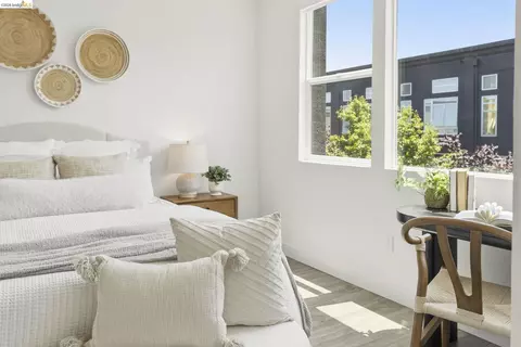 Bedroom - 1355 Pullman Way, Oakland, CA 94607 photo 9 of 10