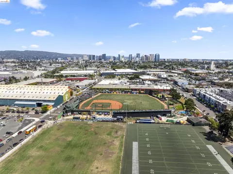 View/Area - 1355 Pullman Way, Oakland, CA 94607 photo 6 of 6