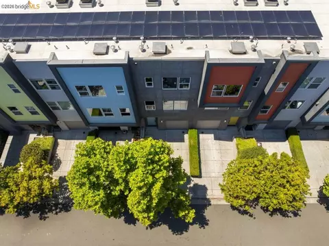 View/Area - 1355 Pullman Way, Oakland, CA 94607 photo 1 of 6