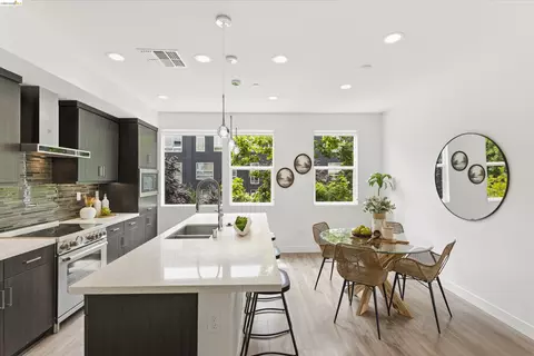 1355 Pullman Way, Oakland, CA 94607