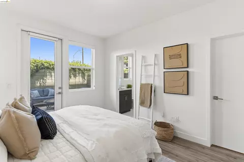 Bedroom - 1355 Pullman Way, Oakland, CA 94607 photo 2 of 10