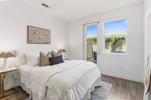 Bedroom - 1355 Pullman Way, Oakland, CA 94607 photo 1 of 10