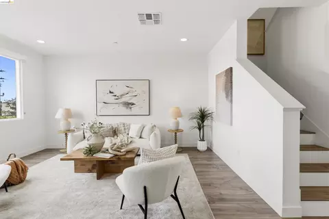 Living - 1355 Pullman Way, Oakland, CA 94607 photo 1 of 5