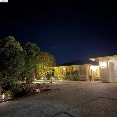 86 Jamaica Dr, San Ramon, CA 94582