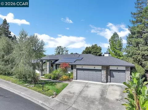 403 Midway Pl, Martinez, CA 94553 photo 1