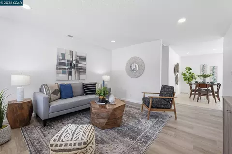 6417 Feliciter Way, Citrus Heights, CA 95610