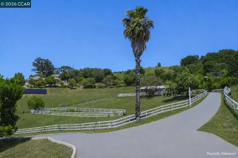 370 Castello, Lafayette, CA 94549 photo 3