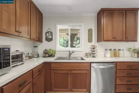 370 Castello, Lafayette, CA 94549 photo 10