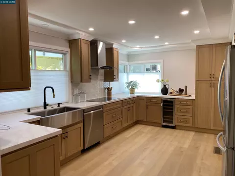 3350 Rossmoor Pkwy #4, Walnut Creek, CA 94595