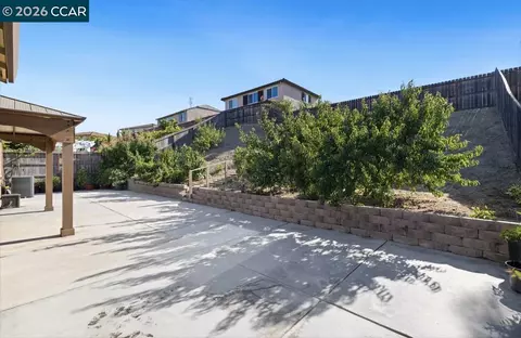 Exterior - 4548 Park Side St, Antioch, CA 94531 photo 3 of 5
