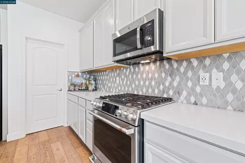 Kitchen - 4548 Park Side St, Antioch, CA 94531 photo 3 of 3