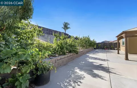 Exterior - 4548 Park Side St, Antioch, CA 94531 photo 5 of 5