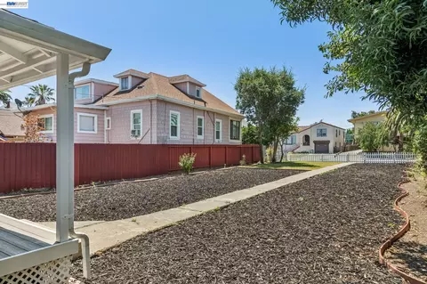 212 Illinois St, Vallejo, CA 94590 photo 5