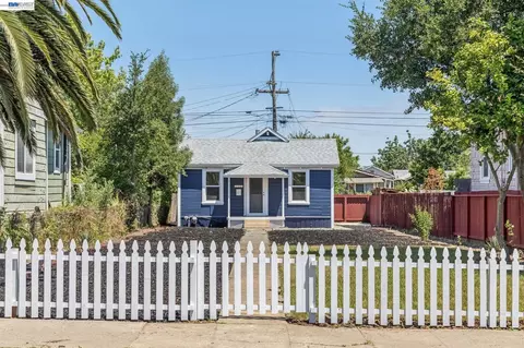 212 Illinois St, Vallejo, CA 94590 photo 1