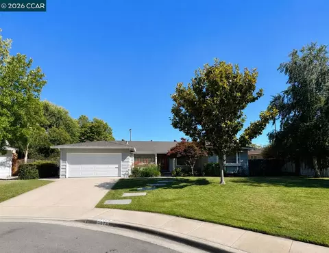 3074 Santa Maria Ct, Concord, CA 94518
