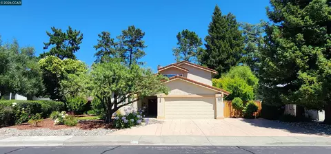 385 Century Cir, Danville, CA 94526