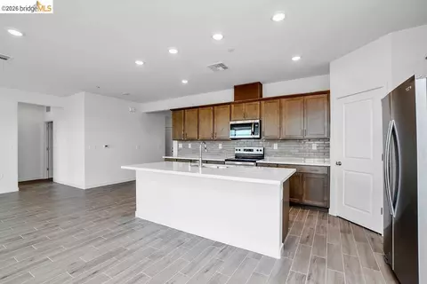 504 Spruce Way, Oakley, CA 94561 photo 10