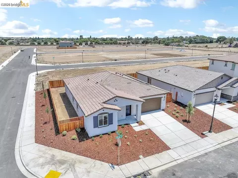 504 Spruce Way, Oakley, CA 94561 photo 4