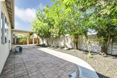Exterior - 4681 Big Bear Rd, Oakley, CA 94561 photo 6 of 7