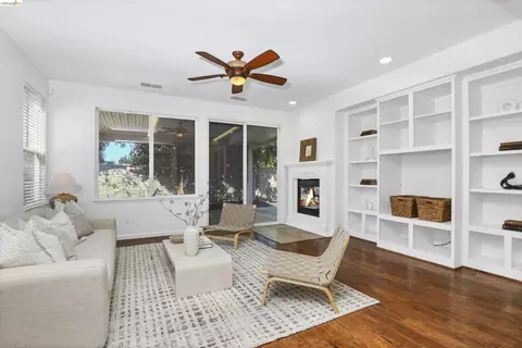 Living - 4681 Big Bear Rd, Oakley, CA 94561 photo 4 of 5
