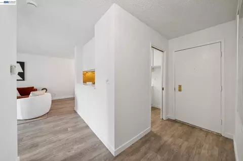 1327 Webster St #B106, Alameda, CA 94501 photo 5