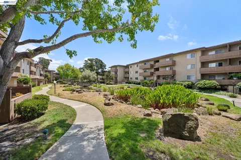 1327 Webster St #B106, Alameda, CA 94501 photo 40