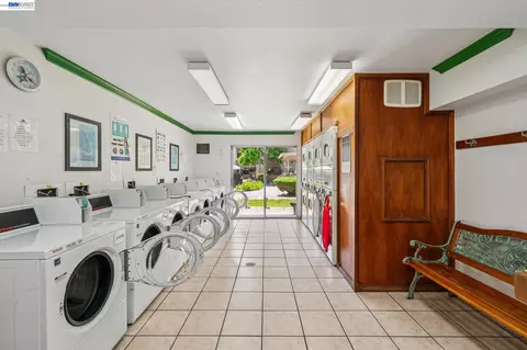 1327 Webster St #B106, Alameda, CA 94501 photo 38